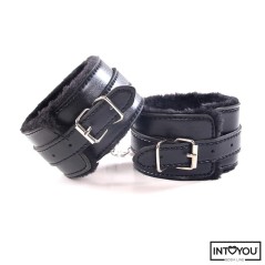 Set bondage INTOYOU BDSM Line Furry 7 piezas